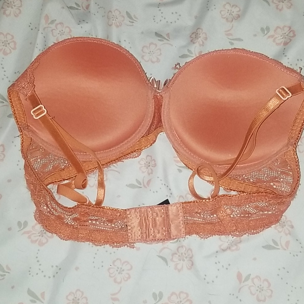 Black Fuchsia Bra - Picture 3 of 4